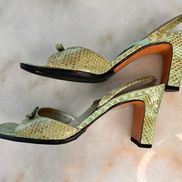 Authentic Salvatore Ferragamo Snakeskin Slingback Heels – Italian Luxury size 7 - Picture 6 of 11